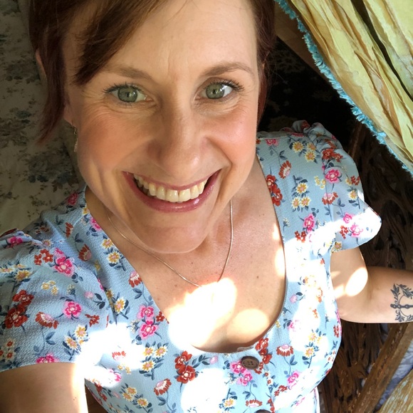 Meet your Posher, Chelsea. - Picture 5 of 8